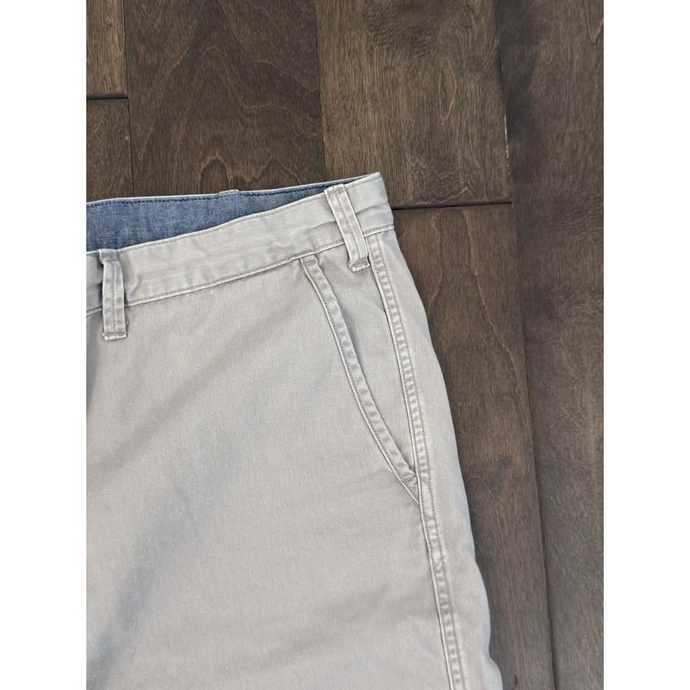 Polo Ralph Lauren Classic Fit Beige Chino Shorts Size 42T Navy Pony 10" Inseam - Picture 5 of 9